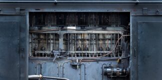 Jak stukają zawory?