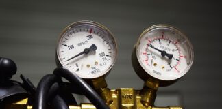 Ile oleju wchodzi do reduktora?