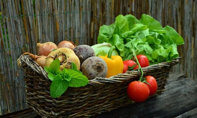 Czym wypełnić skrzynie na warzywa?